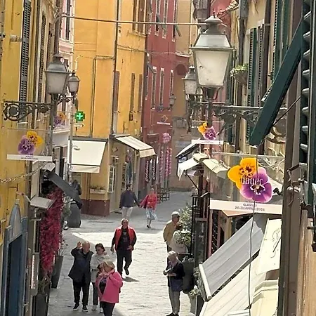 Nocleg ze śniadaniem La Rosa Dei Venti Alassio